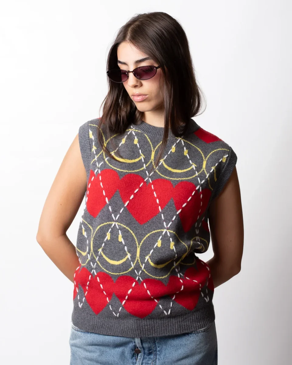 Gilet Moschino "Smiley Capsule" girocollo con ricami all-over - immagine 7
